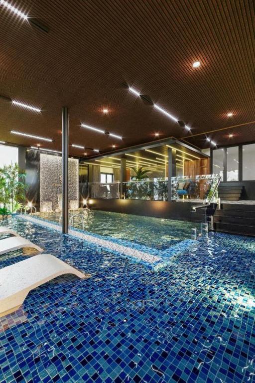 Bazén v ubytování Splendid Hotel & Spa nebo v jeho okolí