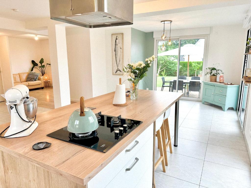 Nhà bếp/bếp nhỏ tại Maison Dune - mer & douceur de vivre à Plouha