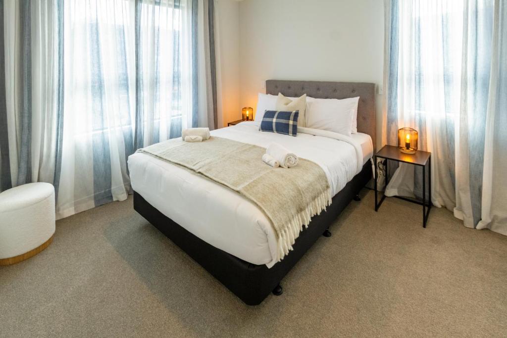 Luxe Central City 2 bedrooms plus Carpark - Resim 2