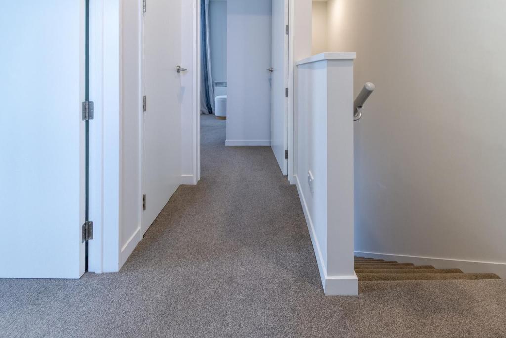 Luxe Central City 2 bedrooms plus Carpark - Resim 30