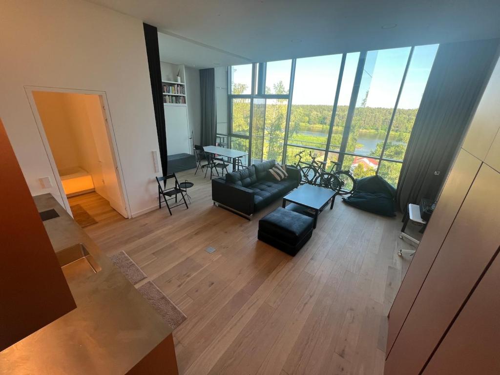 Area soggiorno di Design apartment with view to Nemunas, Prienai
