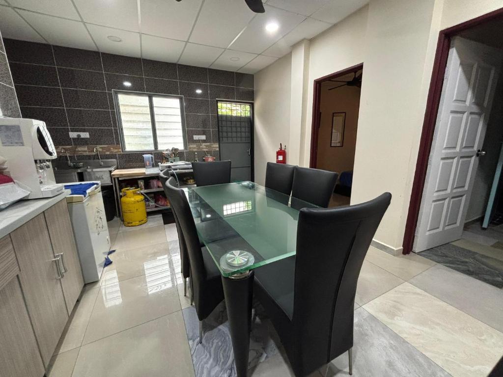 Ray Yan Guesthouse Penang - Koningin Kamer