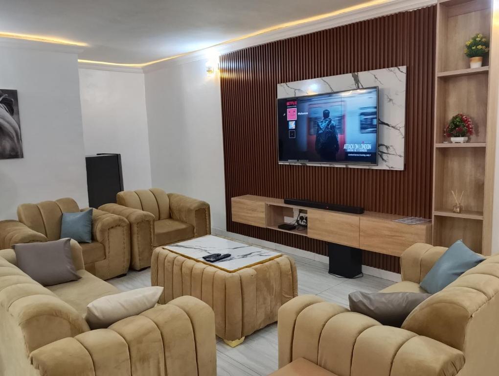 TV a/nebo společenská místnost v ubytování Memento Courts