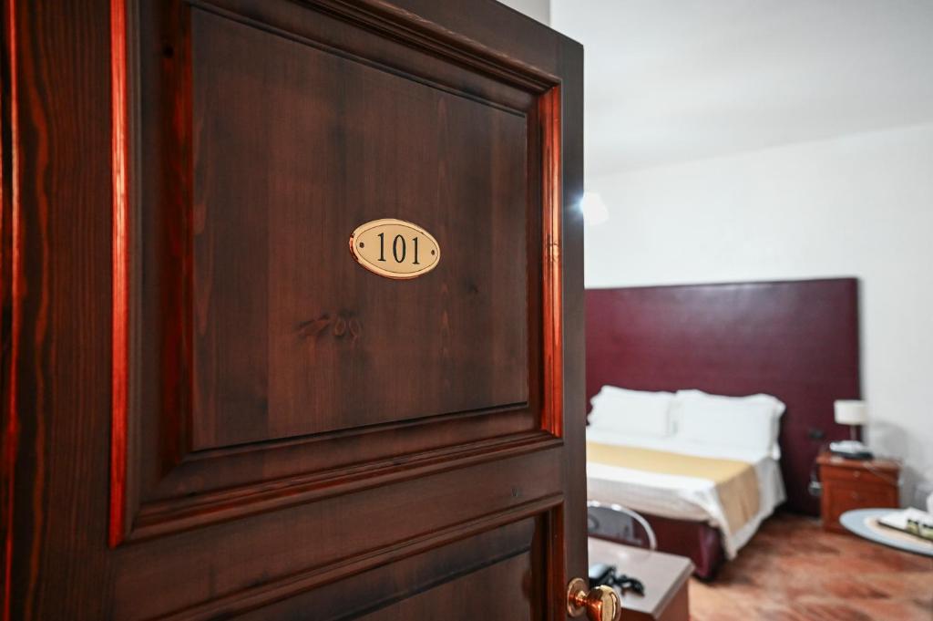 Hotel Palazzo Krataiis - Habitación Cuádruple