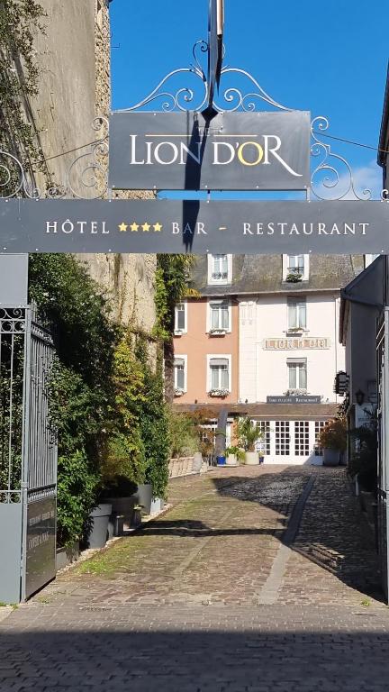 Fotografie z fotogalerie ubytování Hotel Le Lion D'Or et Restaurant La Table Du Lion v destinaci Bayeux