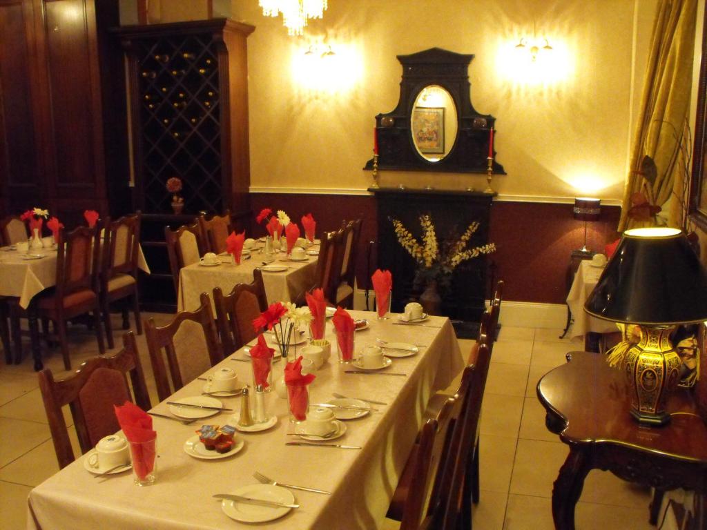 Restaurace v ubytování Myles Creek