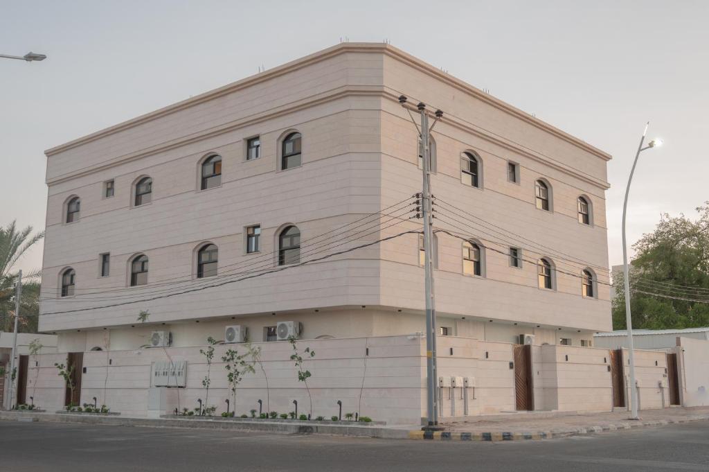 Το κτήριο όπου στεγάζεται  το διαμέρισμα