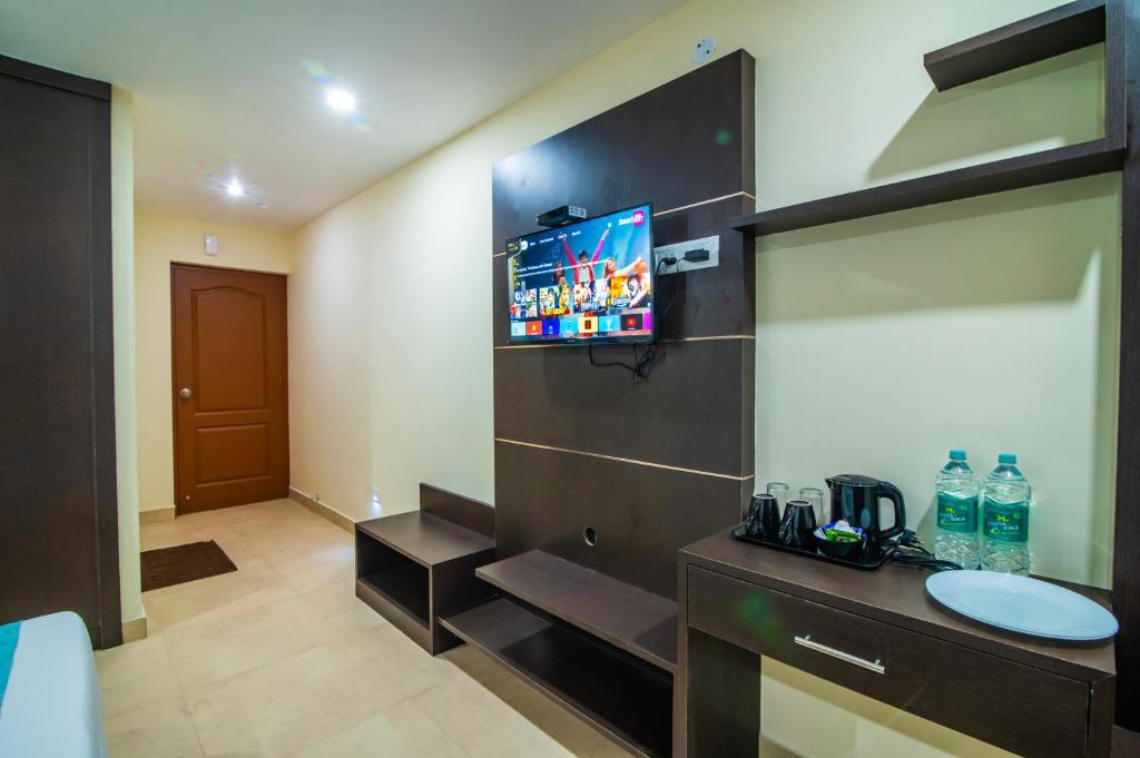 Kuchyň nebo kuchyňský kout v ubytování Hotel Shams Inn
