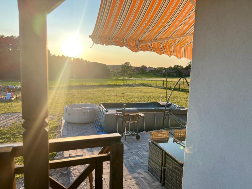 Balkon lub taras w obiekcie Mazurska Sielanka