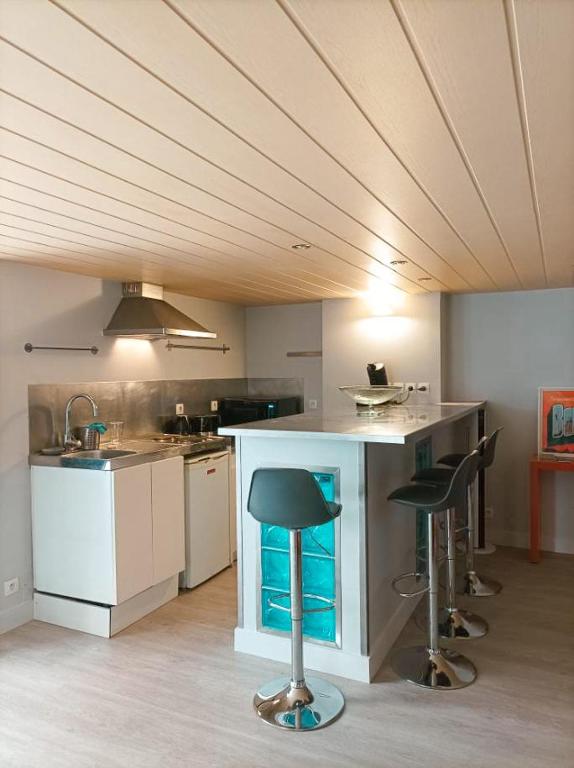 Bordeaux historic center Charming Duplex 5 travelers