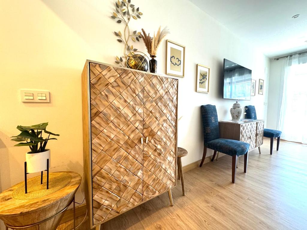 Posezení v ubytování Paradise Luxurious apartment, free parking, 3 double rooms, 4 beds, terrace, jacuzzi, new
