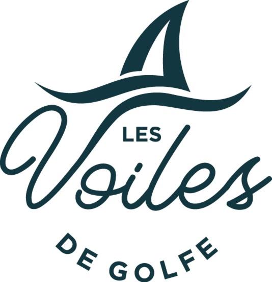 un logo pour le Los Angeles College of Colleges dans l'établissement Les VOILES DE GOLFE, au Golfe-Juan
