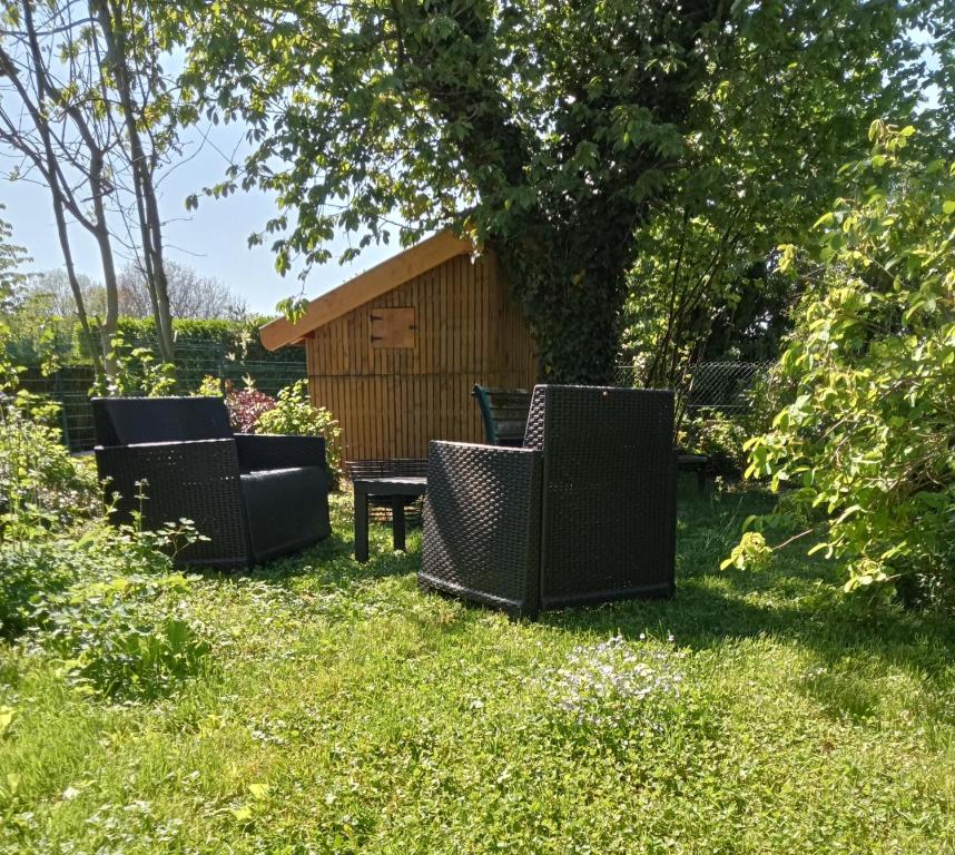 Κήπος έξω από το Le jardin d'Orion