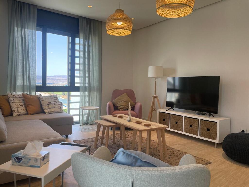 Brand new modern apartment in Ayla Golf residence
