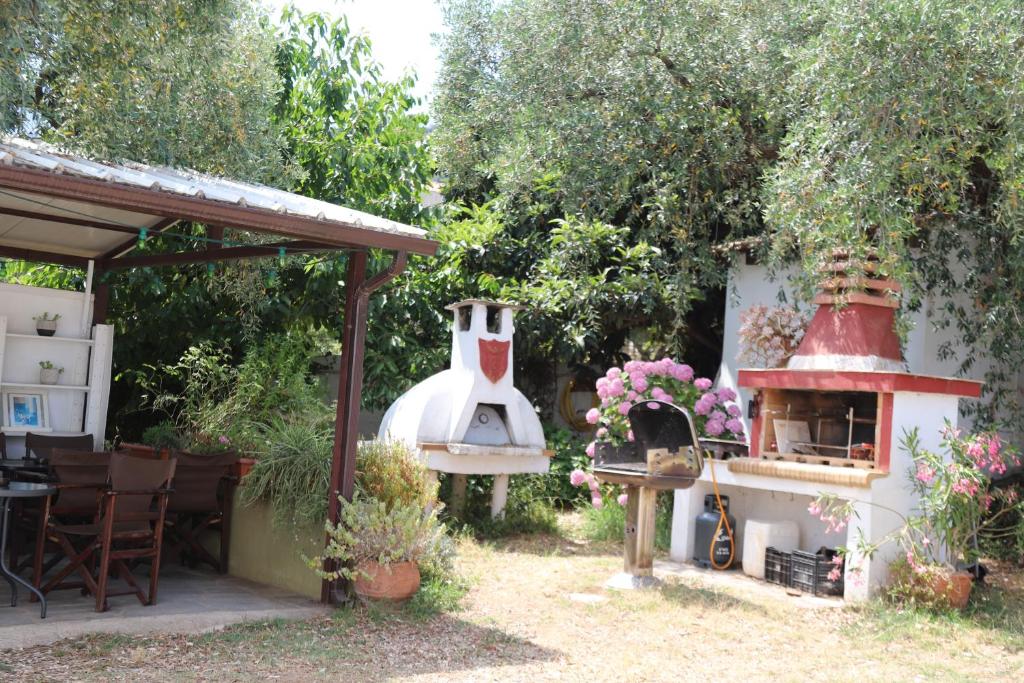 Olive Garden Villas and Apartments - 12