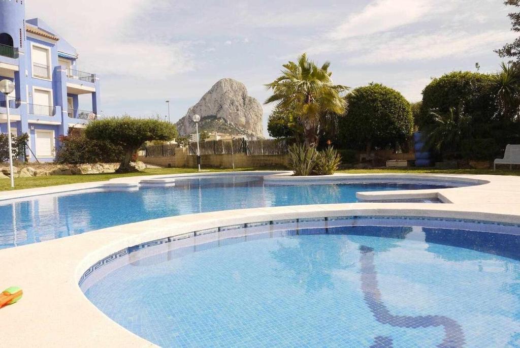 Estrella con piscina y cerca de la playa