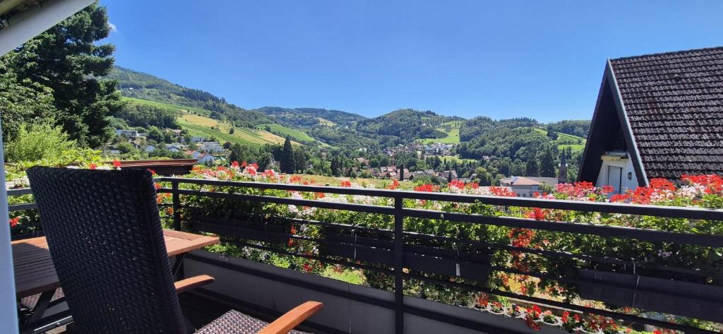 a balcony with a view of the mountains at Renatas Ferienwohnung Stanel in Sasbachwalden