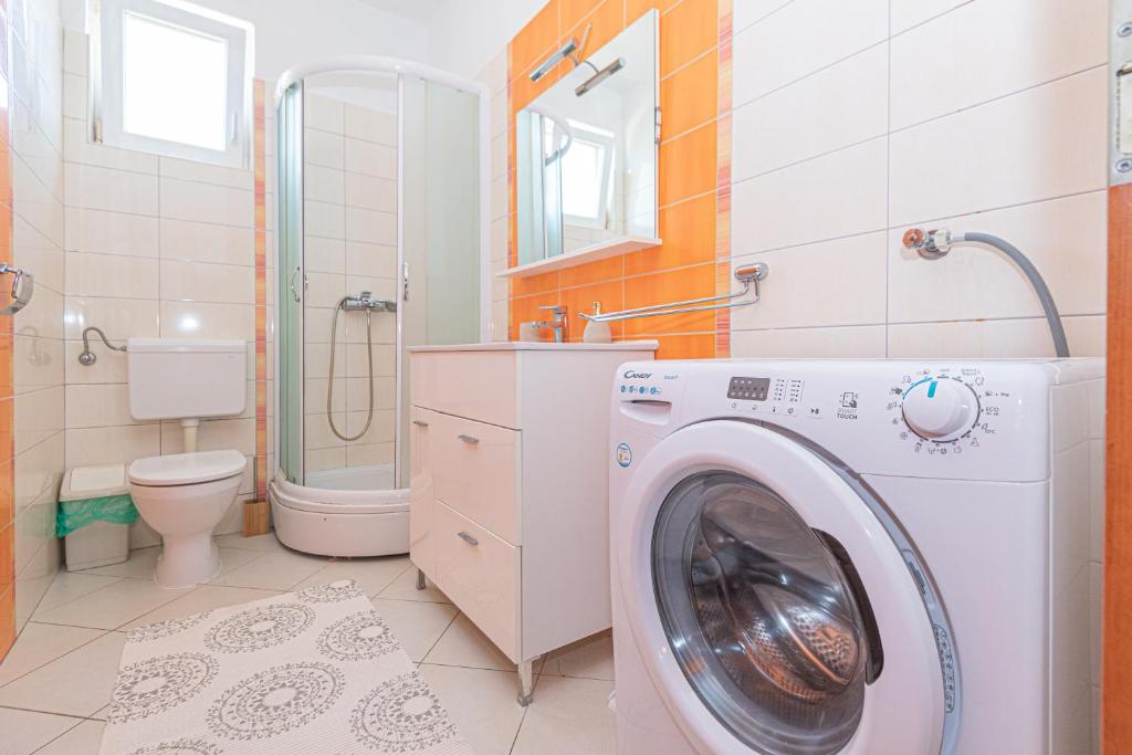 Kúpeľňa v ubytovaní Apartments Burazer