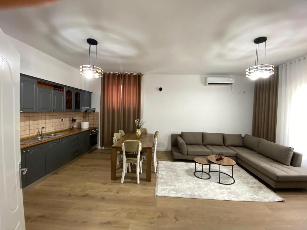 Gallery image of Hoxhaj Villa in Shkodër