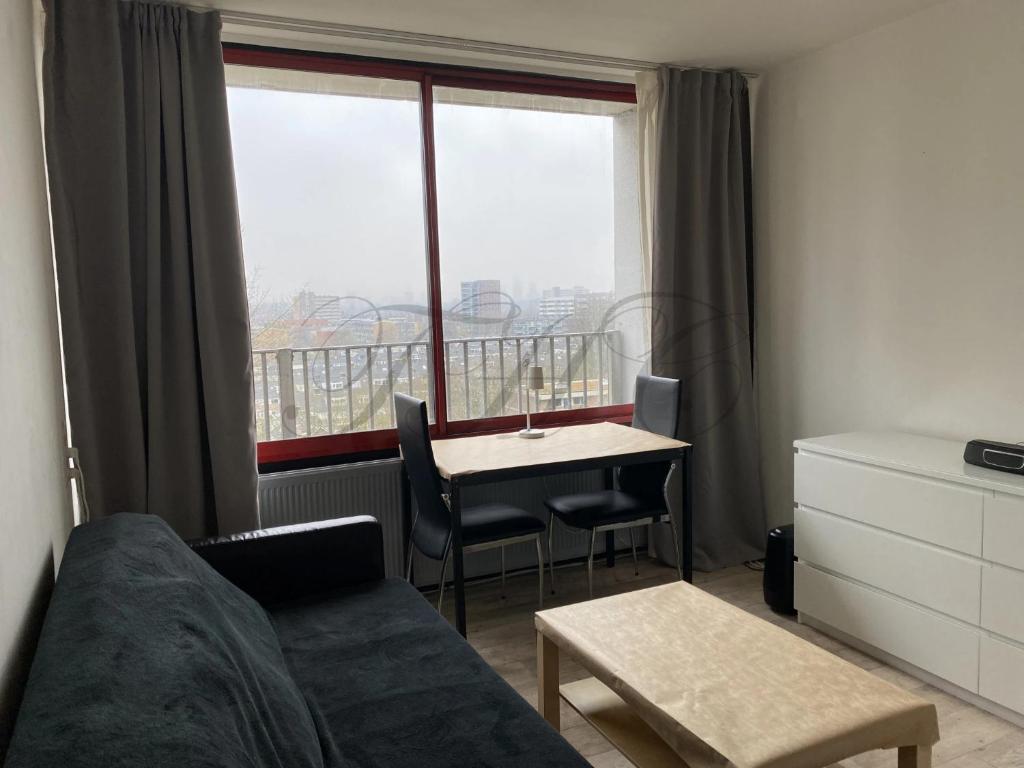 Et opholdsområde på City View Apartment