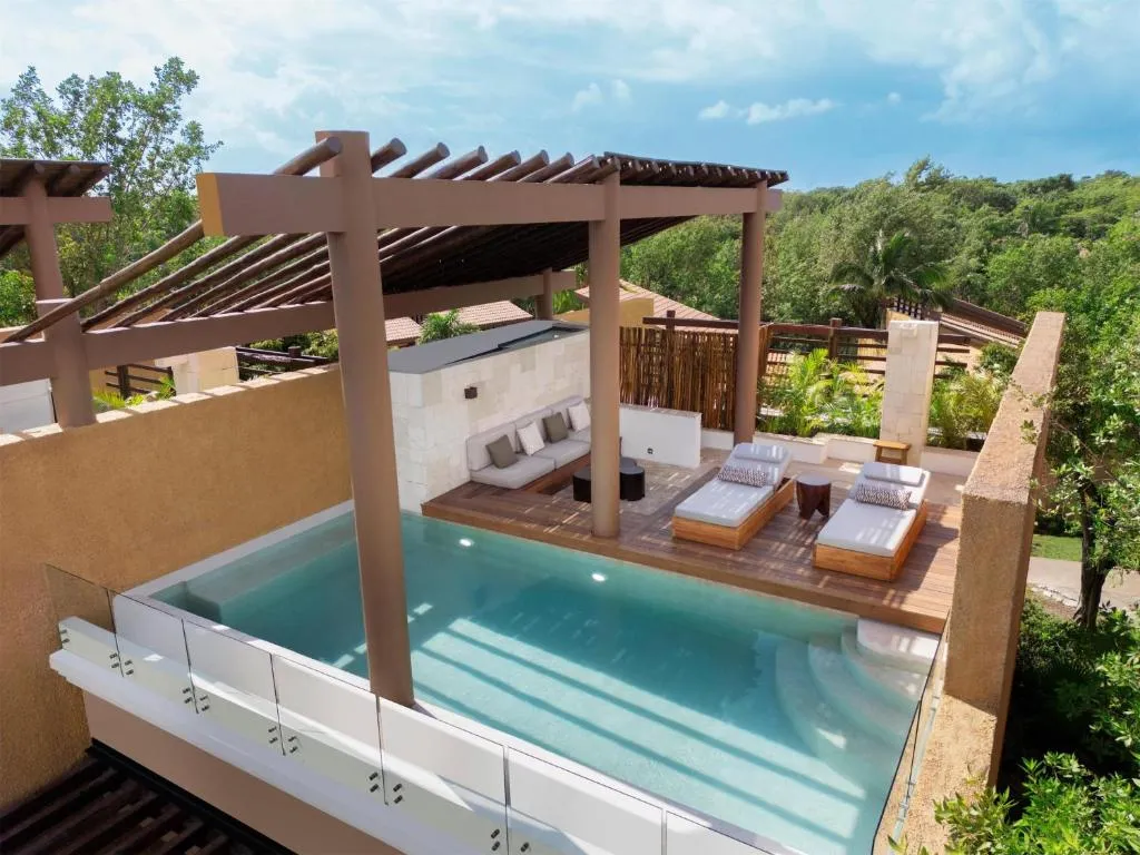 Three-Bedroom Family Residence