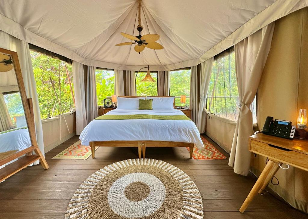 Palau Carolines Resort - Tenda De Luxo