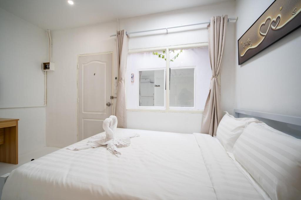 ZJ House Phuket Town - Resim 4