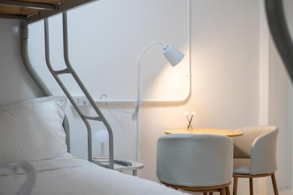 ZJ House Phuket Town - Resim 23