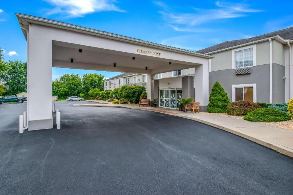 Το κτήριο όπου στεγάζεται  το ξενοδοχείο