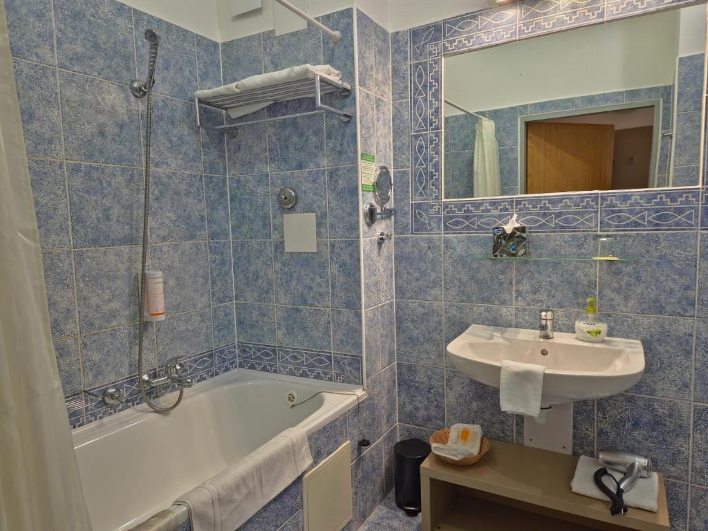Ένα μπάνιο στο Hotel U Růže