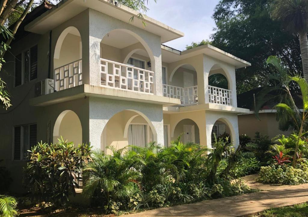 Zahrada ubytování Gold Nugget Hotel