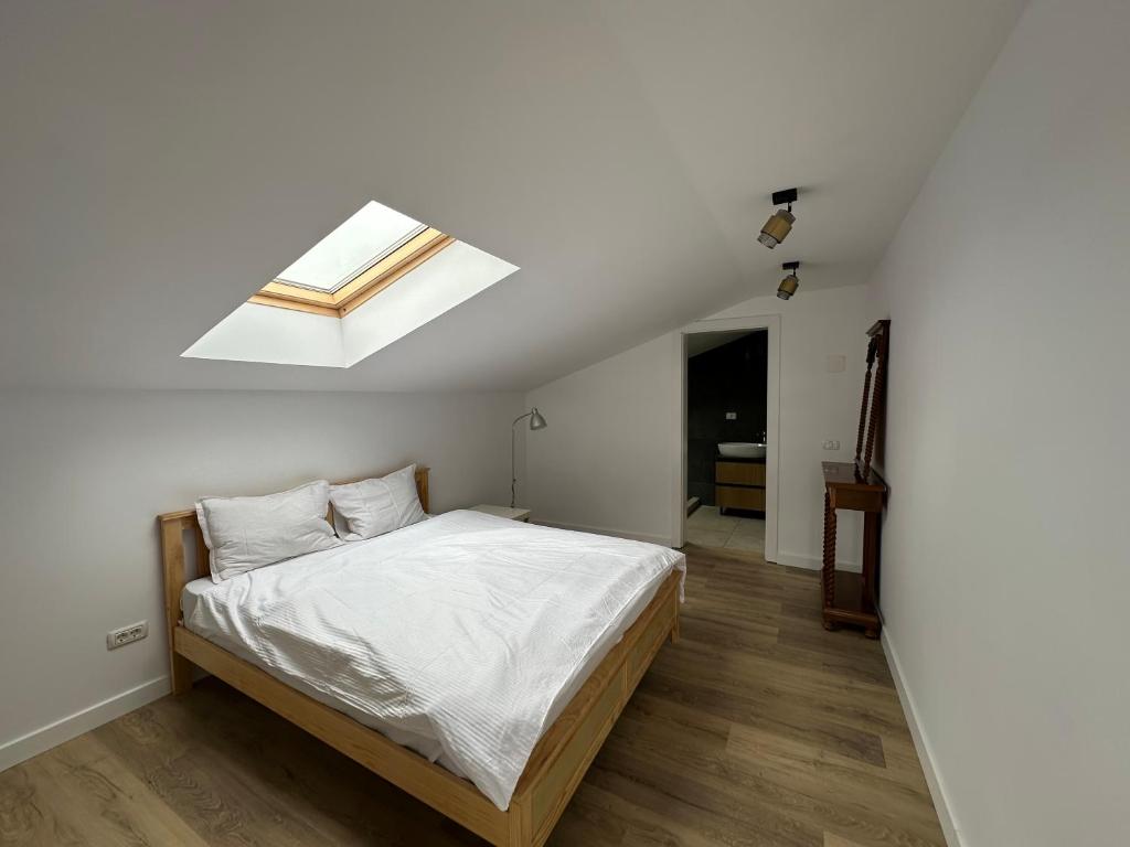 Ένα ή περισσότερα κρεβάτια σε δωμάτιο στο Aleeas CASA