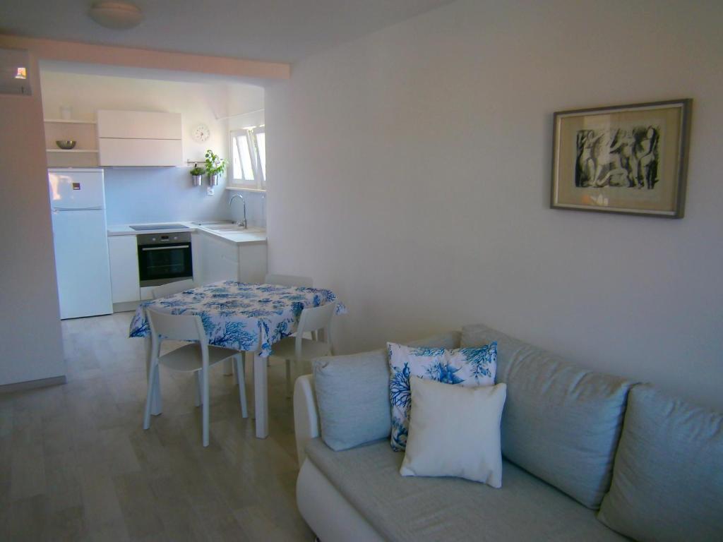 Kuchyňa alebo kuchynka v ubytovaní Apartments An Ni