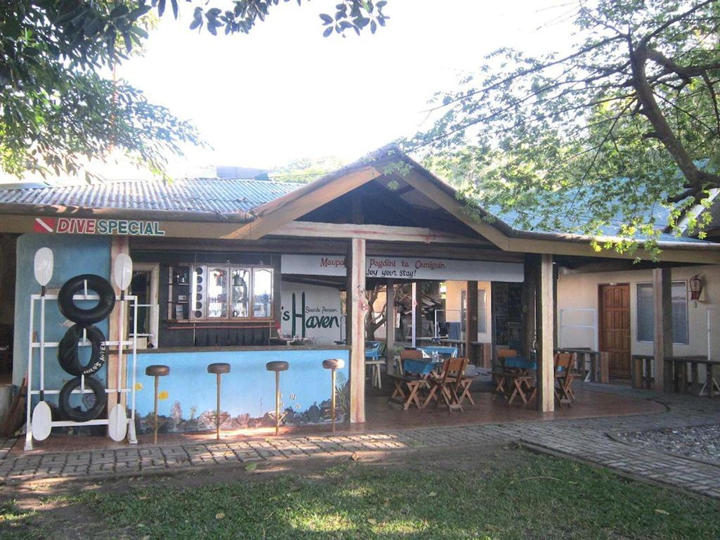 Budova, kde se bed and breakfast nachází