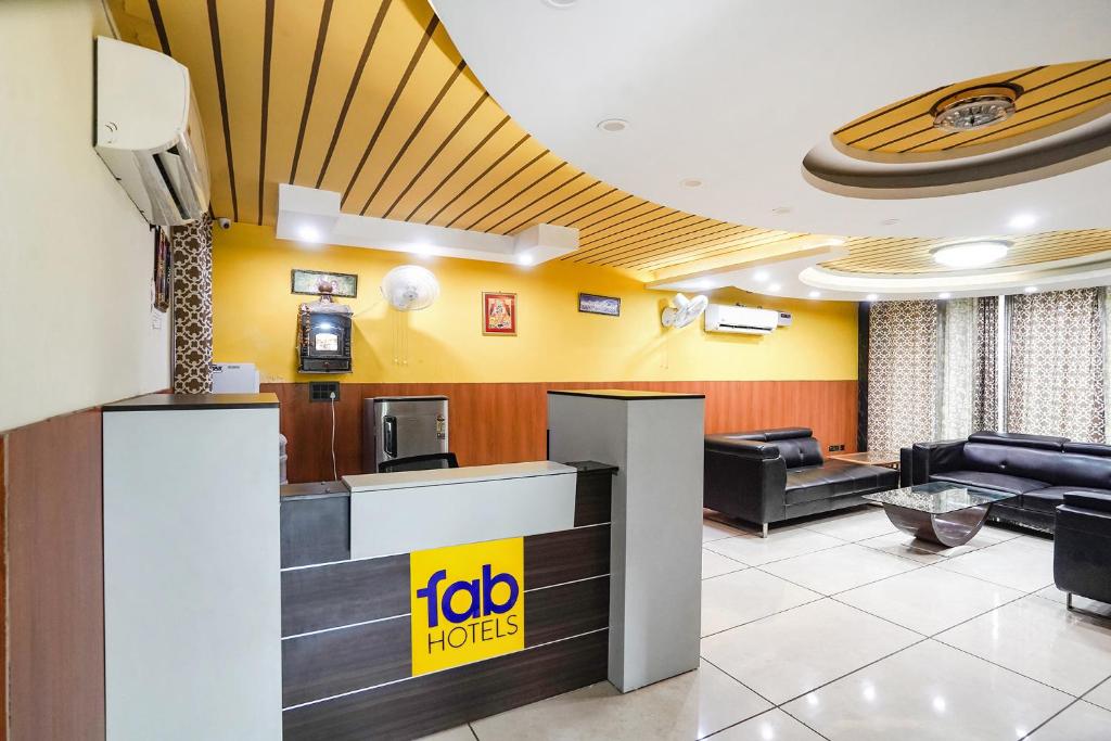 Posezení v ubytování FabHotel 17 Suites in Sector 70