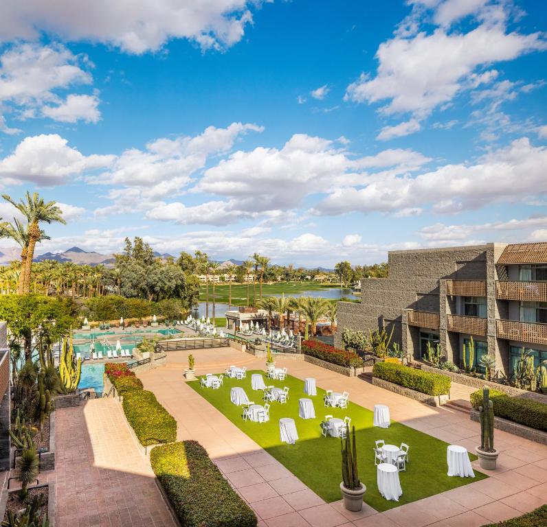 Bazén v ubytování Grand Hyatt Scottsdale Resort nebo v jeho okolí