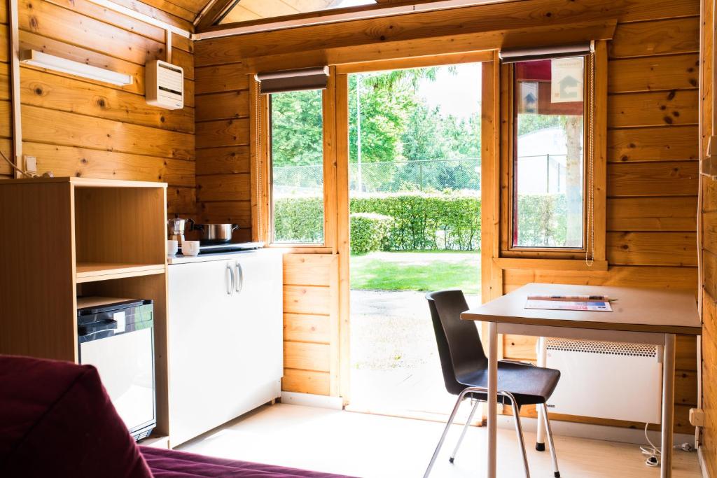 Kuchyň nebo kuchyňský kout v ubytování Hikers Cabin
