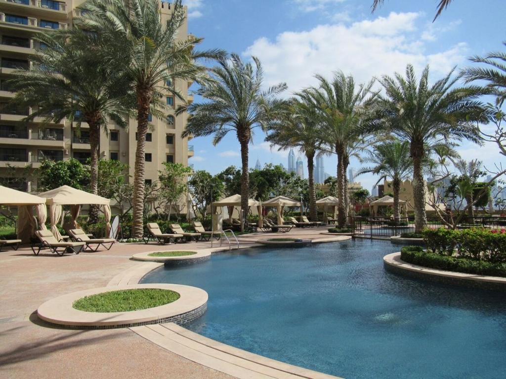 Piscina en o cerca de DAYF-FMT Fairmont Palm with Pool and Beach Access