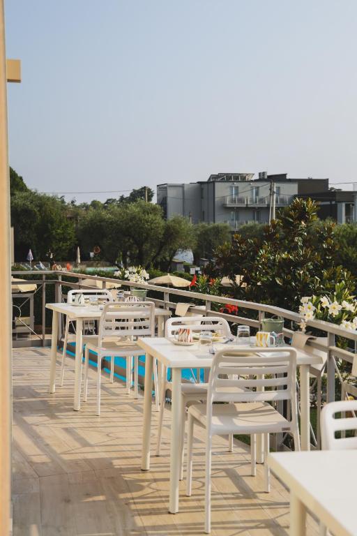 Restaurace v ubytování Hotel Eden