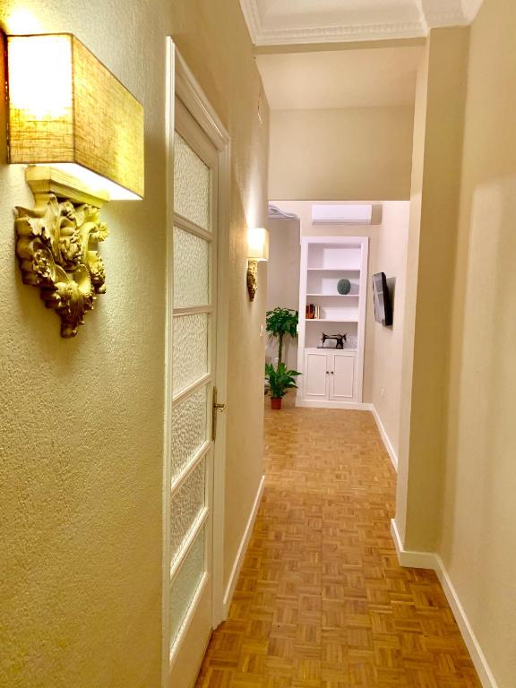 Hi Valencia Canovas - Resim 10