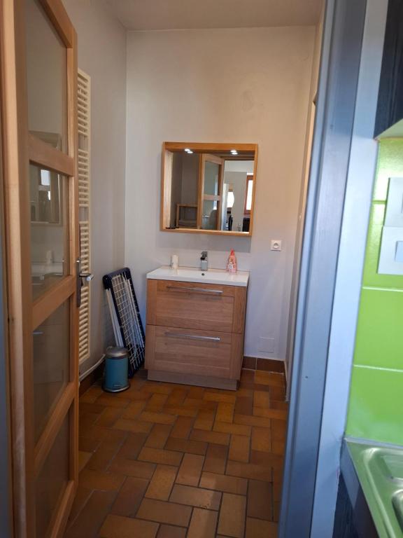 gîte l'œuf ou la poule, parking privé, sur domaine viticole – photo 3