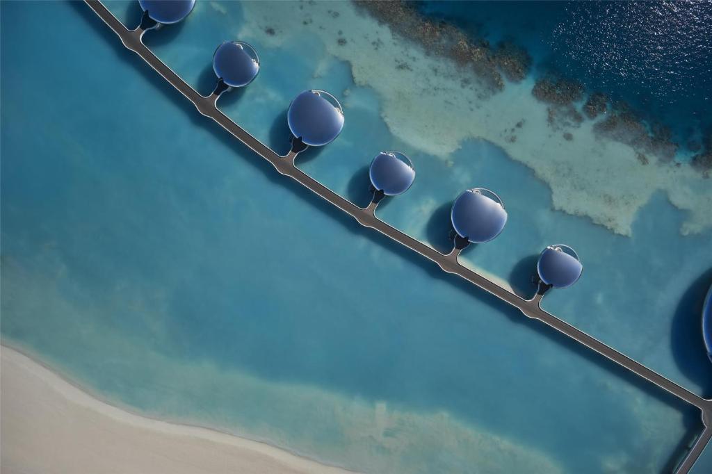 Bazén v ubytování Shebara Resort nebo v jeho okolí