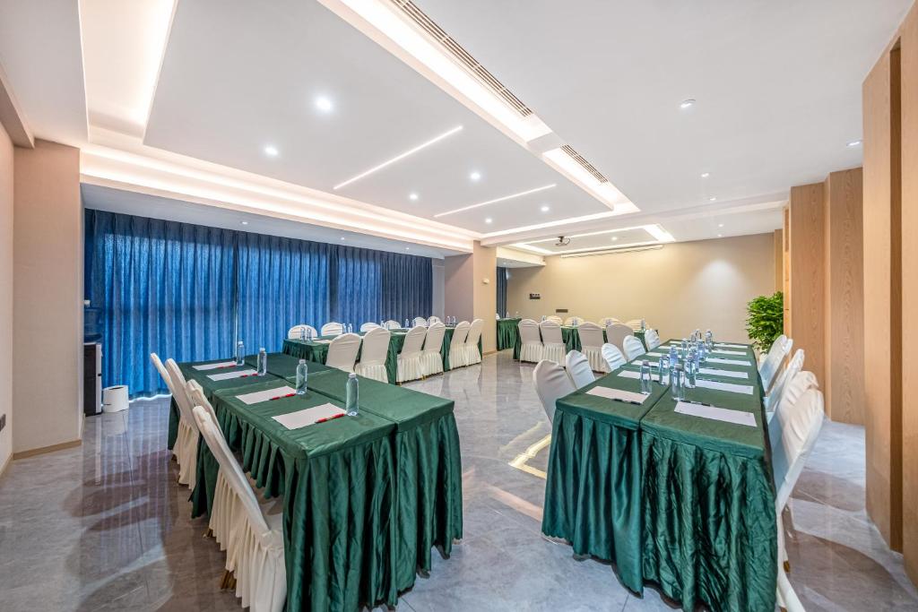 Konferenční prostory v ubytování Kunming Meihao Lizhi Hotel Cuihu Park Yunnan University Hospital Branch