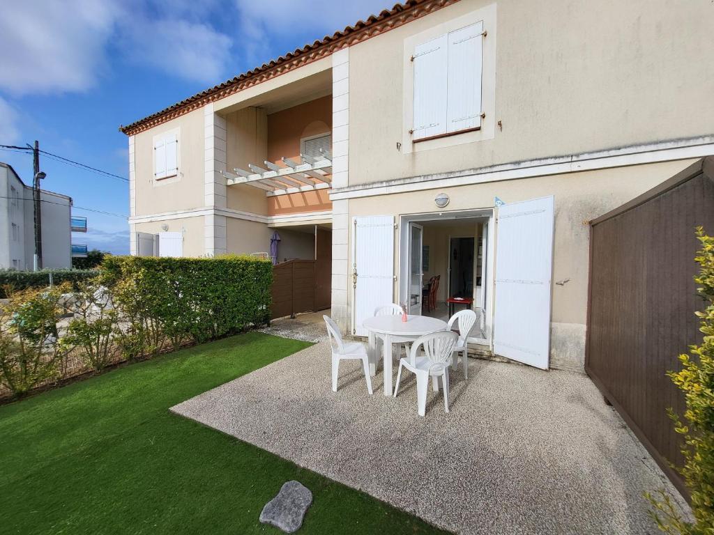 Appartement cosy avec piscine et parking proche mer