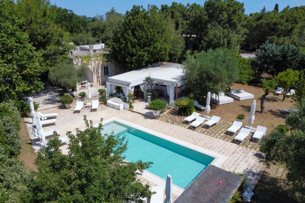 Bazén v ubytování Trullo Porta Antica nebo v jeho okolí