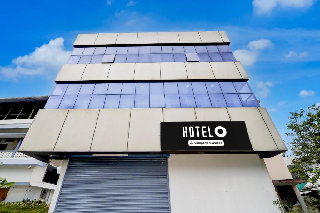 Gallery image of Hotel O Chakkaraparambu Vyttila in Cochin