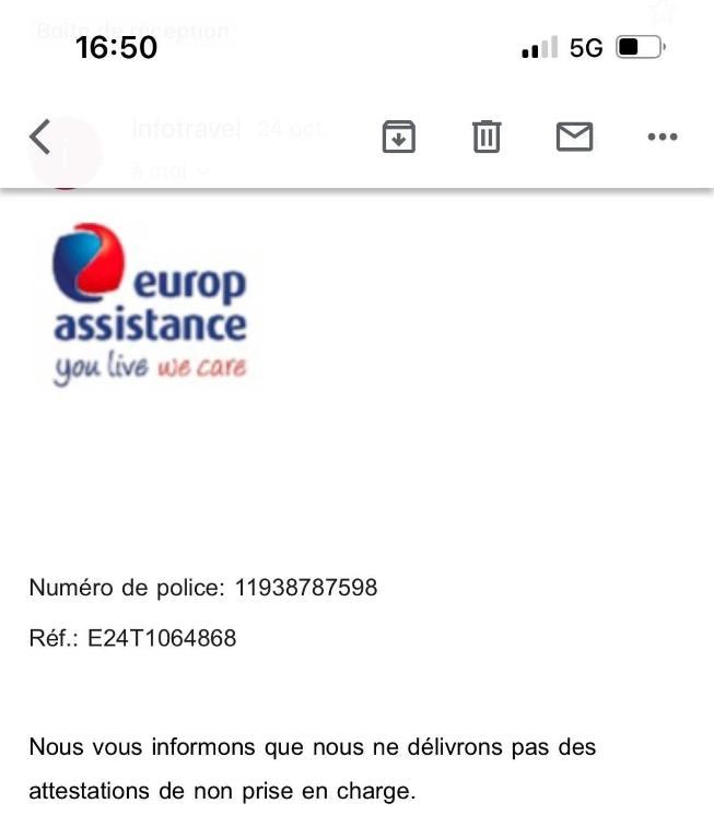 une capture d'écran de la page Web d'assistance aux employés d'Apple dans l'établissement Cosy studio with terrace, à Paris