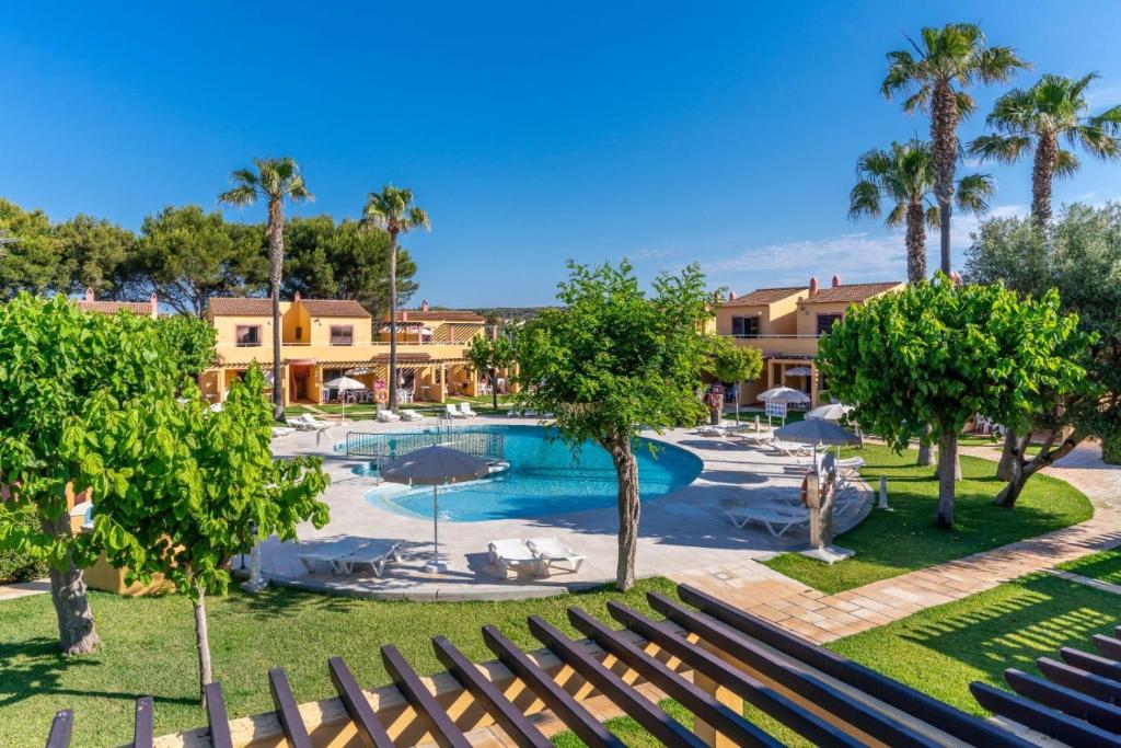 Φωτογραφία από το άλμπουμ του Apartamentos Ses Anneres σε Cala en Blanes