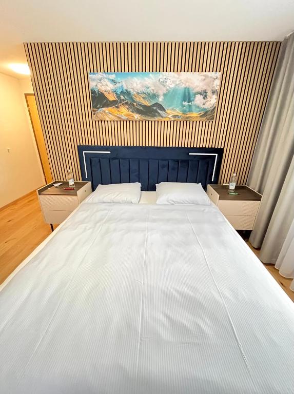 Postel nebo postele na pokoji v ubytování Seiler's Hotel