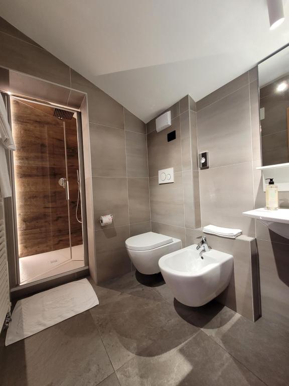 Koupelna v ubytování Hotel Garni Royal